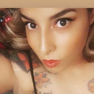 Meet your Posher, Yahaira